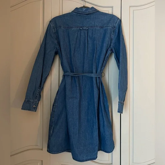 Joe Fresh Denim Dress with Pockets and Belt - Picture 7 of 9